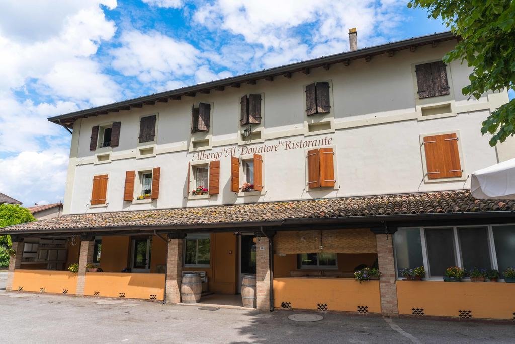 Ristorante Albergo Al Donatore Teor Exterior photo